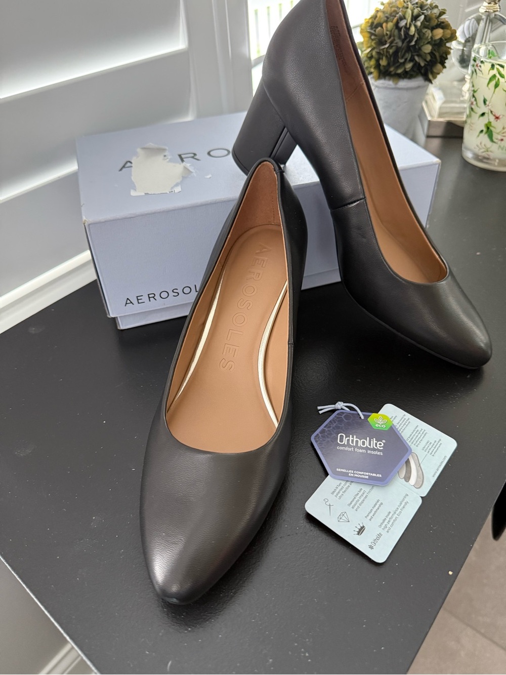 NIB Aerosoles Betsy Pump size 8.5 Black $120 MSRP